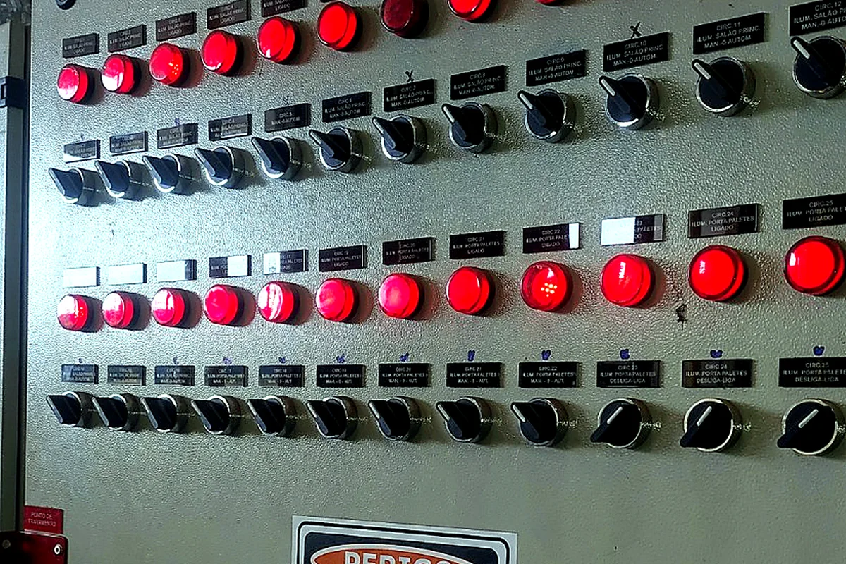Quadros elétricos - Service Arcanjo